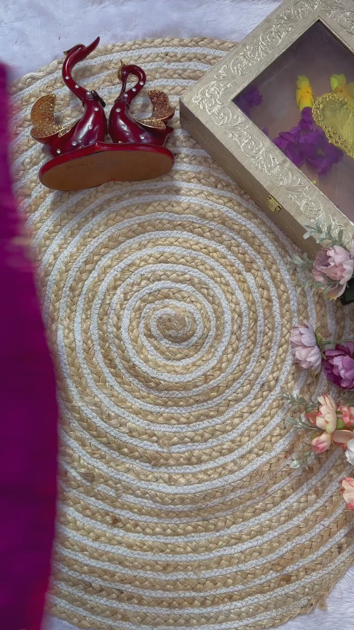 Timeless Splendor Ornate Woven Saree for Sophisticated Festive Occasions