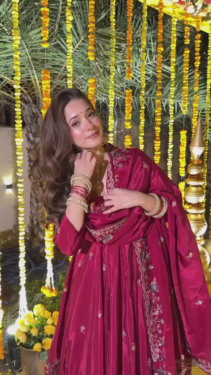 Royal Heritage Embroidered Anarkali Ensemble With Intricate Floral Craftsmanship